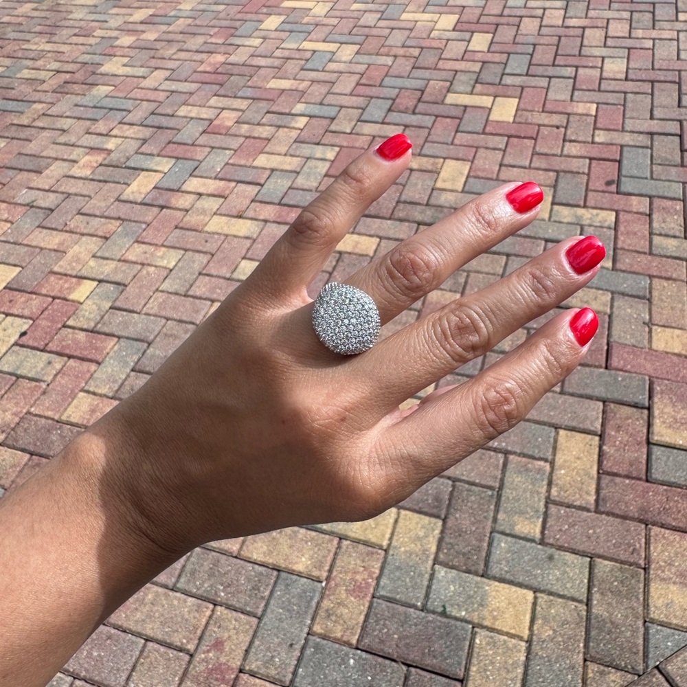 Dazzling Silver Crystal Ring